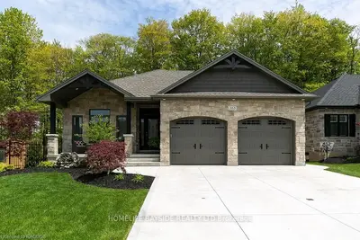 353 5th Avenue W, Owen Sound, On N4k 0e4