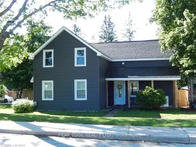 38 Victoria Avenue, Grey Highlands, On N0c 1h0