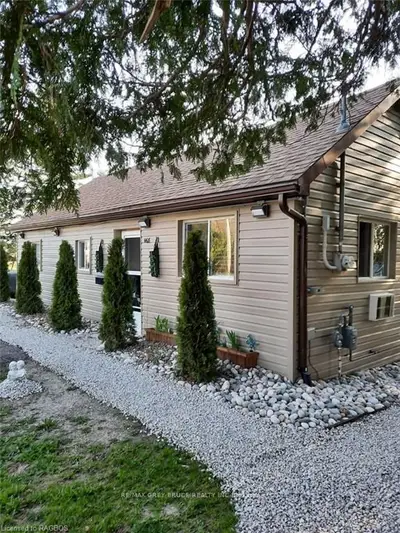 468 DAWSON ST Street, South Bruce Peninsula, ON N0H 2T0
