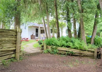 715 Victoria Road, Huron-kinloss, On N2z 2x3