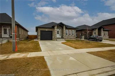 429 MARY ROSE Avenue, Saugeen Shores, ON N0H 2C3