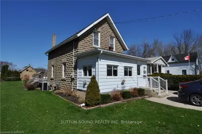 1748 8TH Avenue E, Owen Sound, ON N4K 3C1