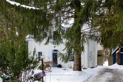 420 4TH Avenue W, Owen Sound, ON N4K 4V2