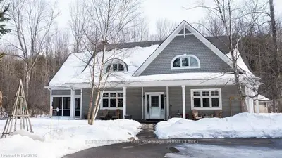 74 CAMERONS Lane, Huron-Kinloss, ON N2Z 0B3