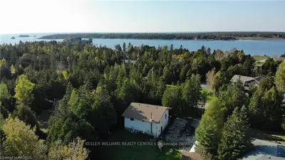 39 BAYWATCH Drive, Northern Bruce Peninsula, ON N0H 2T0