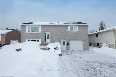 626 Macyoung Drive, Kincardine, ON N2Z 1T6