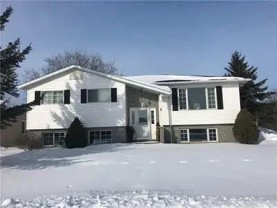 1 DANIEL Street, South Bruce, ON N0G 2J0