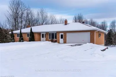 240110 WILCOX Side Road, Georgian Bluffs, ON N4K 5N7