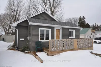 1764 9TH Avenue E, Owen Sound, ON N4K 3G6