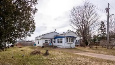 307 KEADY PARK Lane, Georgian Bluffs, ON N0H 2N0