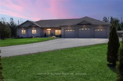 623070 Negro Creek Road, Chatsworth, On N0h 1g0