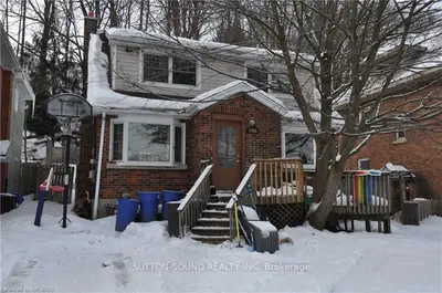 1086 4TH AVENUE A W, Owen Sound, ON N4K 5A1