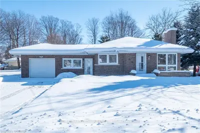 8 GLADSTONE Street, Huron-Kinloss, ON N0G 2R0