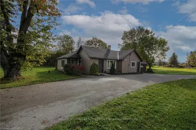 19549 6, Georgian Bluffs, ON N0H 1P0