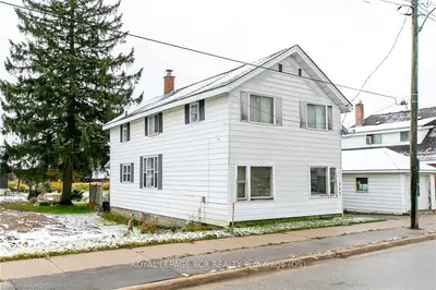 223 GARAFRAXA Street, Chatsworth, ON N0H 1G0