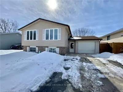 677 JOHNSTON Crescent, Kincardine, ON N2Z 1S7