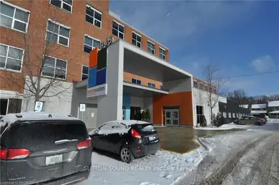 945 3RD Avenue E 401, Owen Sound, ON N4K 2K8