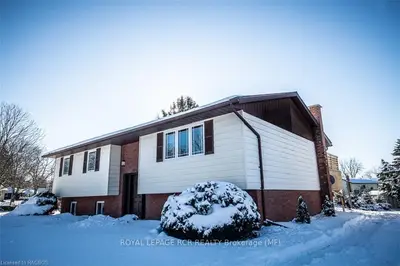 303 SILVERBIRCH Avenue, Wellington North, ON N0G 2L1
