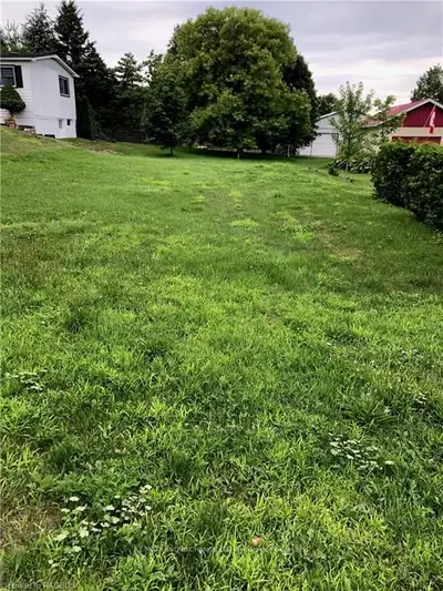 PART LOT 21 ST ALBERT Street, Kincardine, ON N2Z 2T8