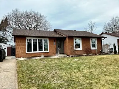 460 WALES Drive, Saugeen Shores, ON N0H 2C1