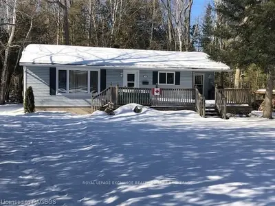 25 ROBERT Drive, Saugeen Shores, ON N0H 2C5