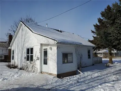 404 29TH Street W, Owen Sound, ON N4K 4K2