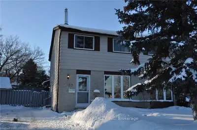 1050 11TH Avenue E, Owen Sound, ON N4K 5Y8