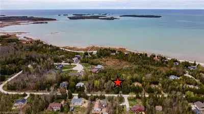 32 WILLIAM Court, South Bruce Peninsula, ON N0H 2T0