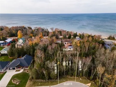 11 LAKESIDE WOODS Crescent Lot 6, Saugeen Shores, ON N0H 2C6