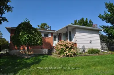 994 15TH ST A Street E, Owen Sound, ON N4K 1Y3