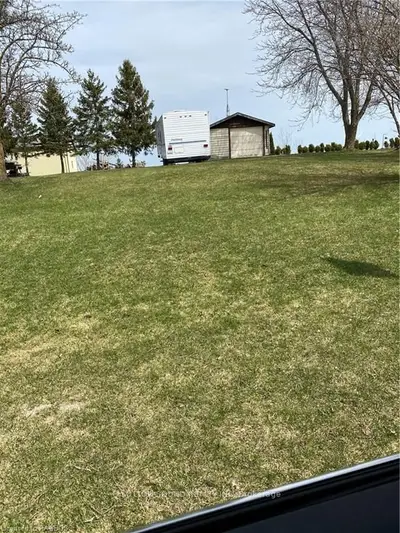 1216 6, Kincardine, ON N0G 2T0