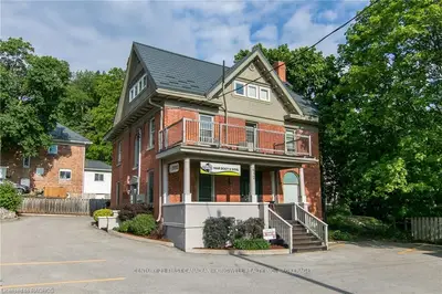 412 10TH Street W, Owen Sound, ON N4K 5Z8