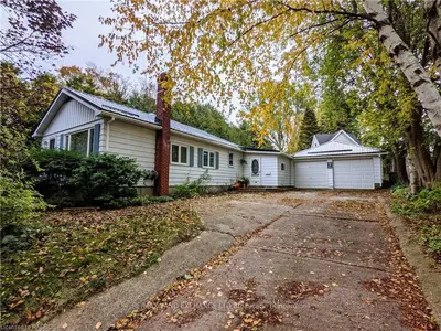 1173 QUEEN Street, Kincardine, ON N2Z 1G5