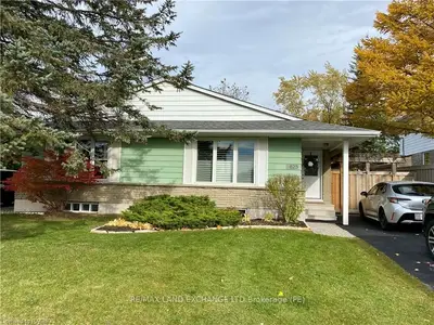 825 GUSTAVUS Street, Saugeen Shores, ON N0H 2C4