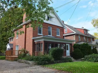 568 3RD Avenue E, Owen Sound, ON N4K 2J8