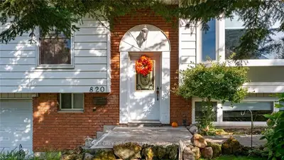 820 8TH Street E, Owen Sound, ON N4K 1M3