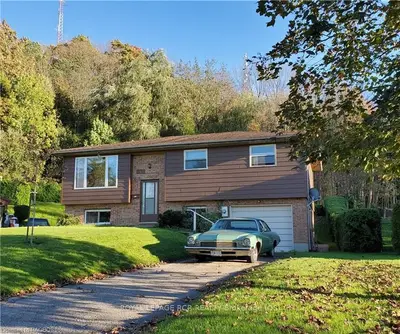 861 3RD STREET A E, Owen Sound, ON N4K 6E3