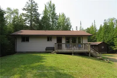 1007 WEST Road, Northern Bruce Peninsula, ON N0H 1W0
