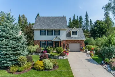 220 SUMMERHILL Road, Saugeen Shores, ON N0H 2L0