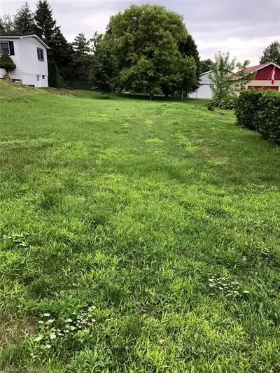 PART LOT 21 ST. ALBERT Street, Kincardine, ON N2Z 2T8