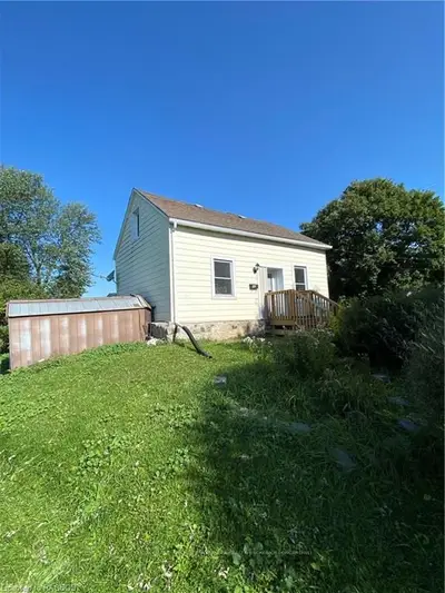 405 DURHAM Street W, Wellington North, ON N0G 2L1