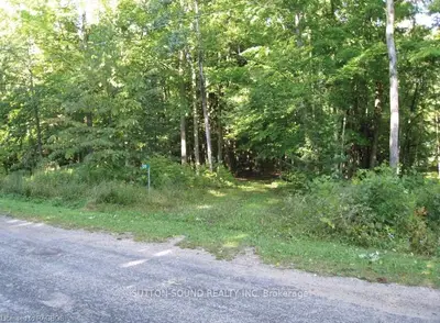 120 THORNRIDGE Road, Meaford, ON N0H 1V0