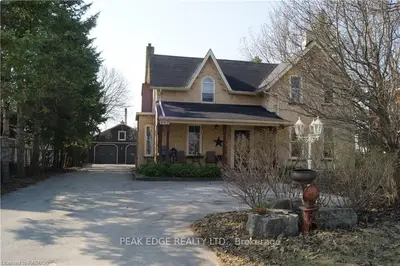 447 GEORGE Street W, West Grey, ON N0G 1R0