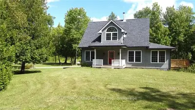 403419 20 , Georgian Bluffs, ON N0H 1S0