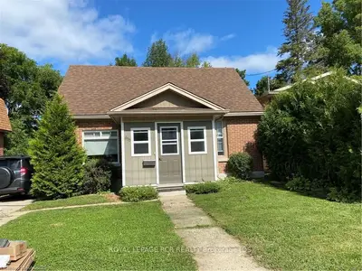 670 7TH ST. A. EAST Street, Owen Sound, ON N4K 1J6