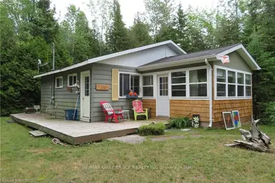 176 SPRY SHORE Road, Northern Bruce Peninsula, ON N0H 1W0
