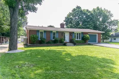 359425 BAYSHORE Road, Meaford, ON N0H 1V0