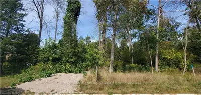 900 TANGLEWOOD Drive, Huron-Kinloss, ON N2Z 2X3