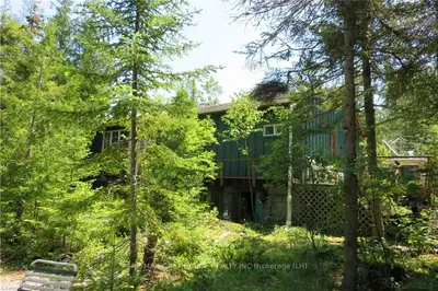 6 BAY SHORE Avenue S, Northern Bruce Peninsula, ON N0H 2R0