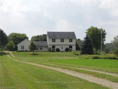 6859 5 Side Road W, Wellington North, ON N0G 1Z0